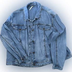 FREE PEOPLE LIGHTWEIGHT DENIM JACKET